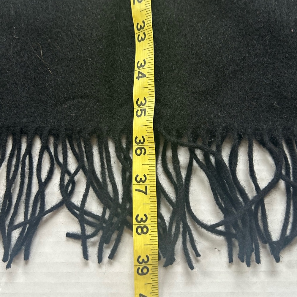 Black 100% Wool Shawl w/ fringes Embroidered details NWOT - Picture 5 of 6